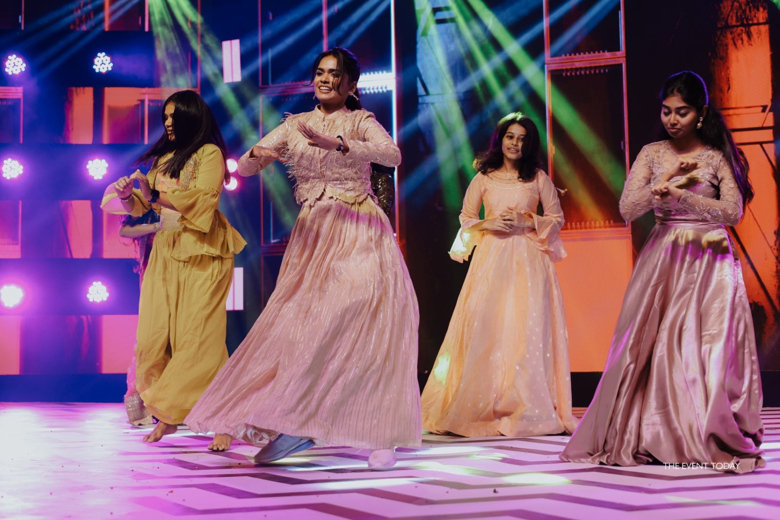 Vidhu& Mithilesh Sangeet-107