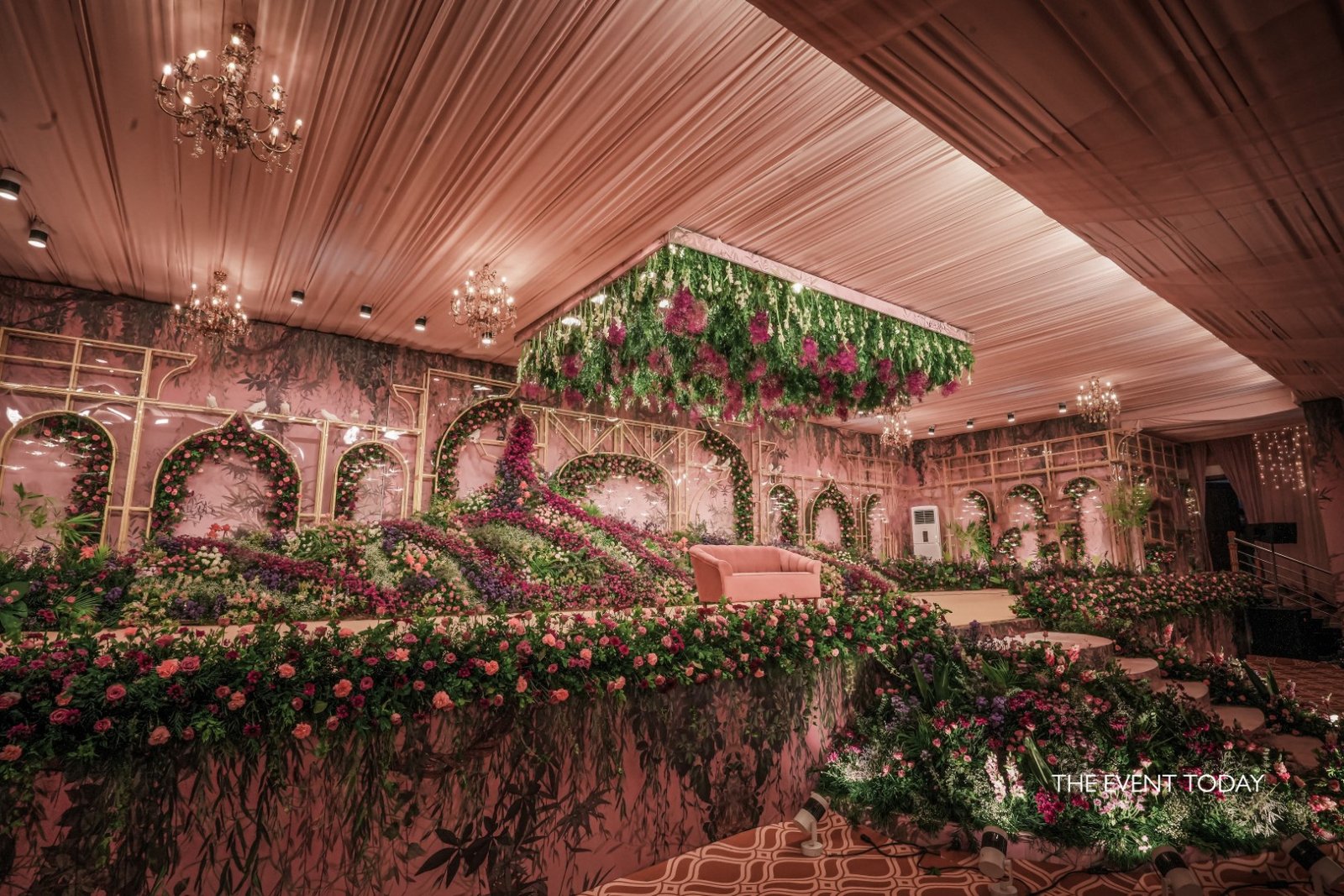 ENCHANTED GARDEN (28)