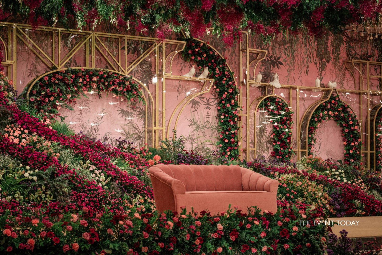 ENCHANTED GARDEN (5)